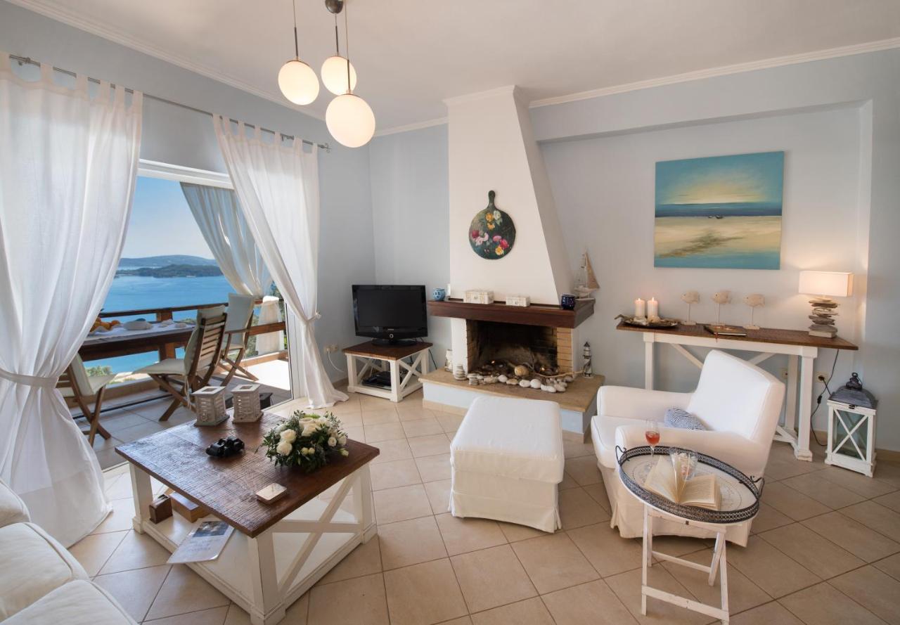 Villa Pasithea - Breathtaking Seaviews, Infinity Pool, Privacy, Close To The Beach Nydri  Esterno foto